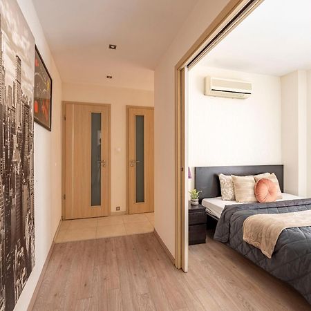 Exclusive Central Suite With Balcony By Prestige Homes Budapest Exterior photo