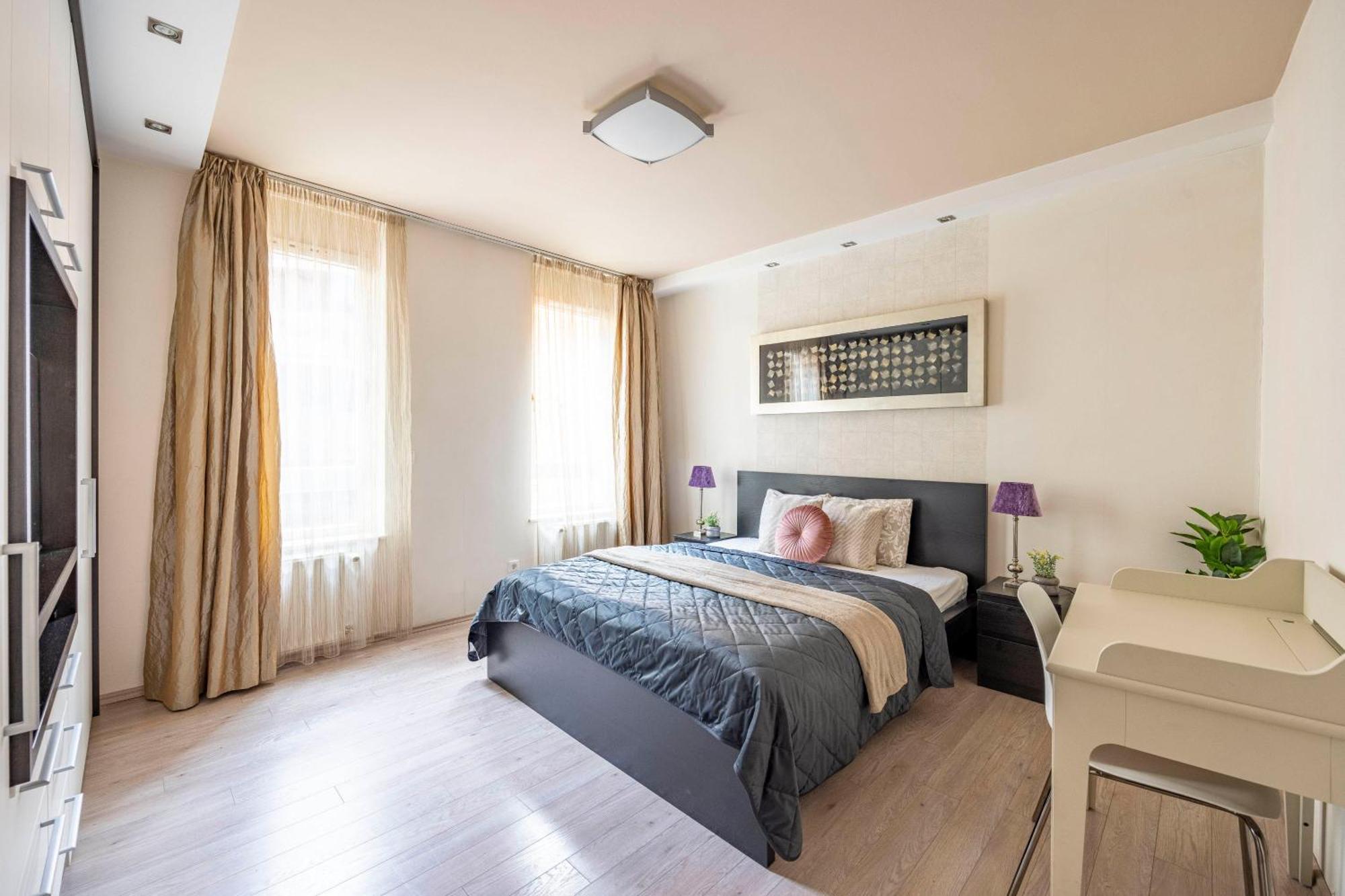 Exclusive Central Suite With Balcony By Prestige Homes Budapest Exterior photo
